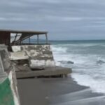 Il lido La Playa di Locri rischia di scomparire: un pezzo di storia minacciato dal mare