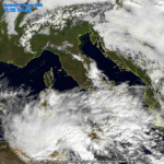 Allerta Meteo, il Ciclone Afro-Mediterraneo denominato Gabri sta colpendo duramente Calabria e Sicilia